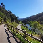 Com Olhar A Montanha Villa