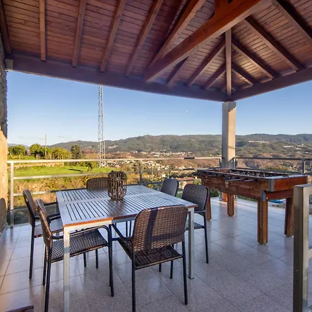 Com Olhar A Montanha