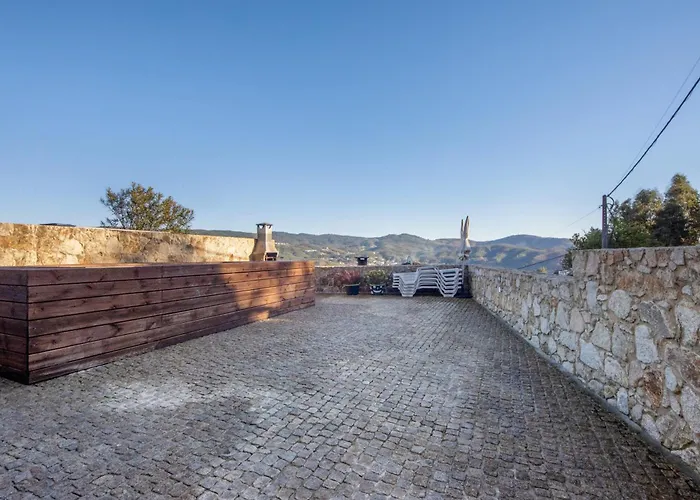 Vila Com Olhar A Montanha