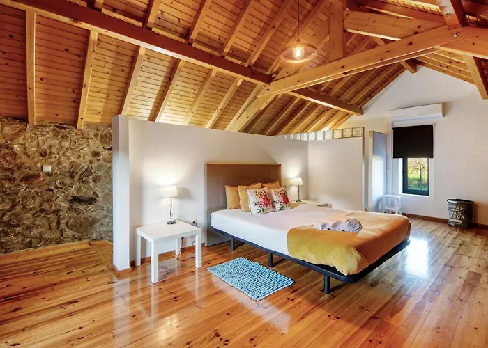 Vila Com Olhar A Montanha *